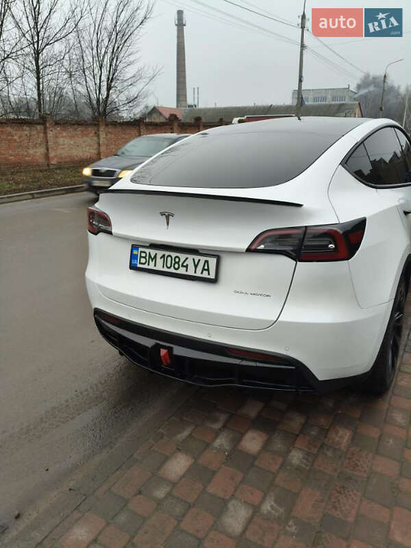 Внедорожник / Кроссовер Tesla Model Y 2021 в Сумах