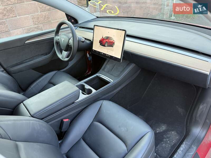 Внедорожник / Кроссовер Tesla Model Y 2023 в Луцке
