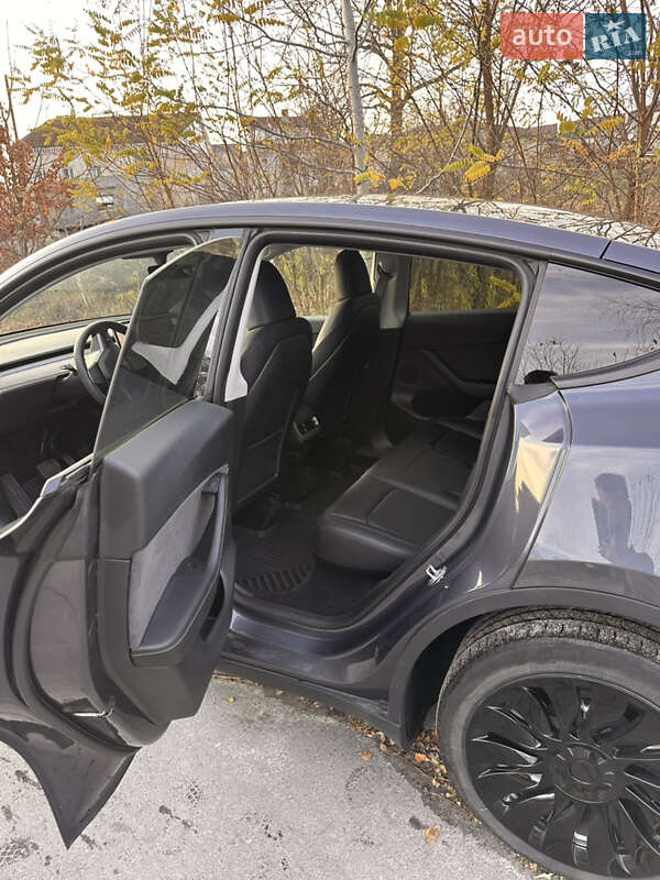 Позашляховик / Кросовер Tesla Model Y 2023 в Олевську фото 10 Позашляховик / Кросовер Tesla Model Y 2023 в Олевську