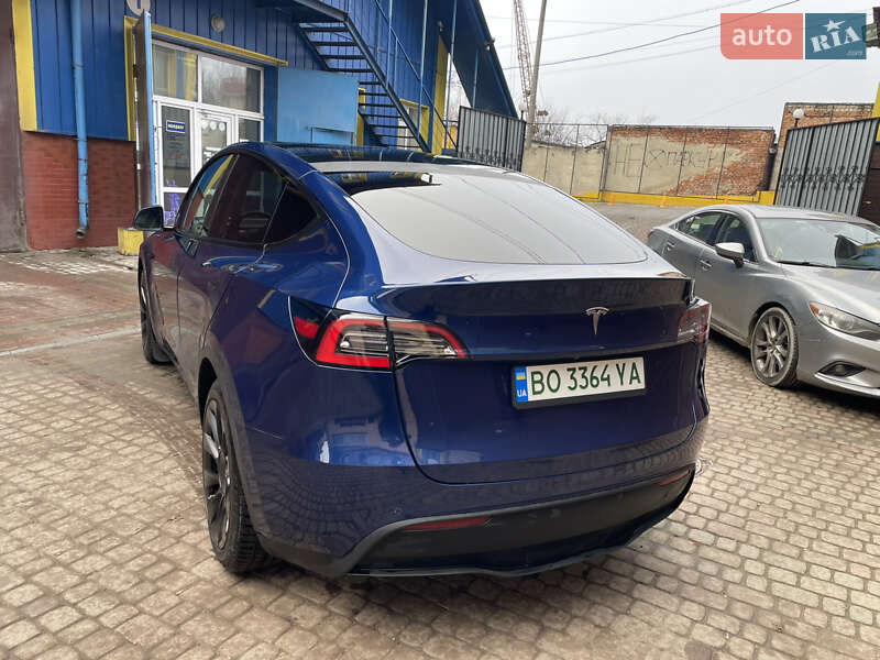 Внедорожник / Кроссовер Tesla Model Y 2021 в Тернополе