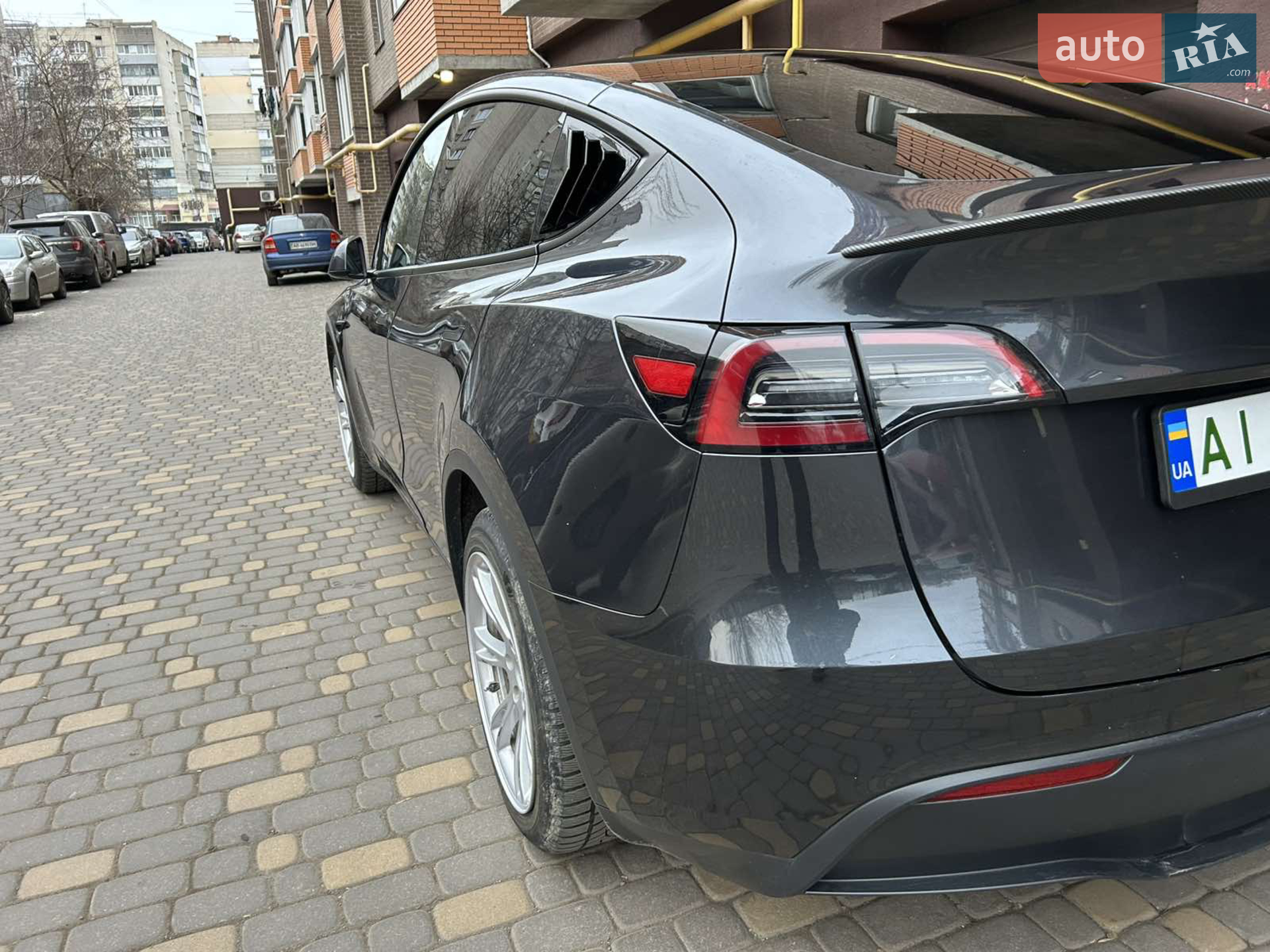 2024 Tesla Model Y - мініатюра 11
