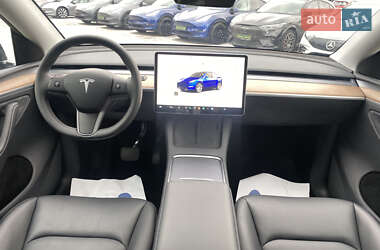 Внедорожник / Кроссовер Tesla Model Y 2024 в Киеве