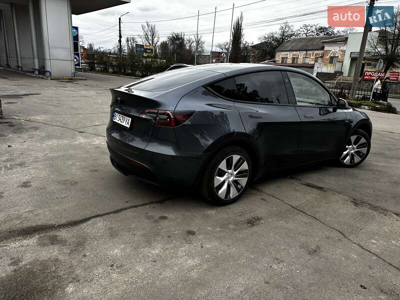 Позашляховик / Кросовер Tesla Model Y 2023 в Кременчуці