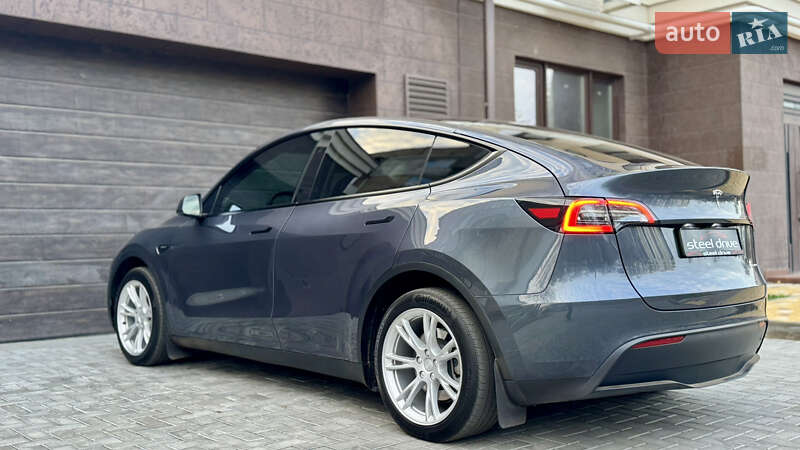 Позашляховик / Кросовер Tesla Model Y 2023 в Миколаєві