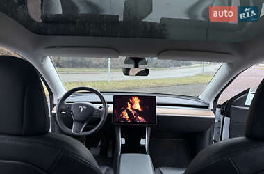 Внедорожник / Кроссовер Tesla Model Y 2020 в Львове