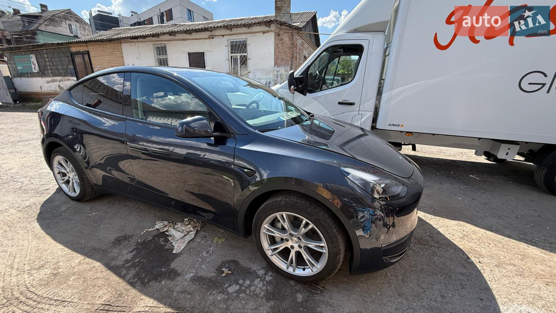 2024 Tesla Model Y - мініатюра 38