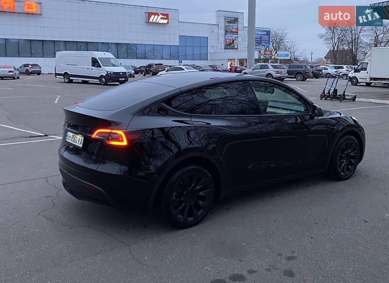 Внедорожник / Кроссовер Tesla Model Y 2023 в Измаиле