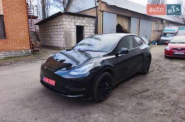 Внедорожник / Кроссовер Tesla Model Y 2022 в Киеве
