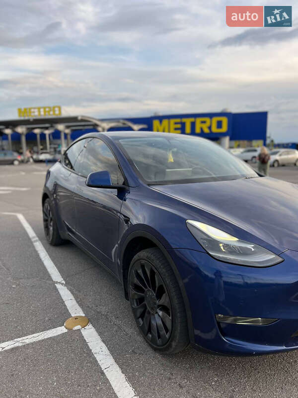 Внедорожник / Кроссовер Tesla Model Y 2021 в Виннице