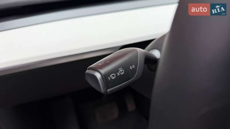 Позашляховик / Кросовер Tesla Model Y 2021 в Вінниці