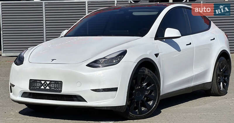 Позашляховик / Кросовер Tesla Model Y 2023 в Калинівці