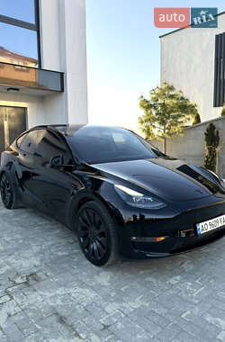 Позашляховик / Кросовер Tesla Model Y 2021 в Ужгороді