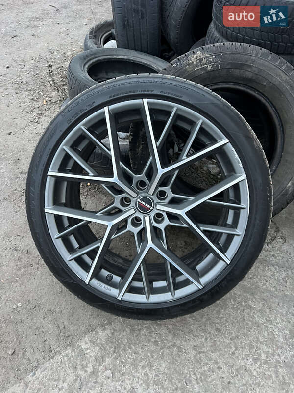 Внедорожник / Кроссовер Tesla Model Y 2022 в Киеве