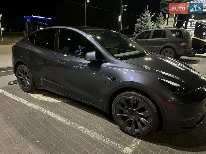 Внедорожник / Кроссовер Tesla Model Y 2022 в Киеве