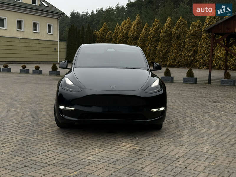 Внедорожник / Кроссовер Tesla Model Y 2021 в Городке