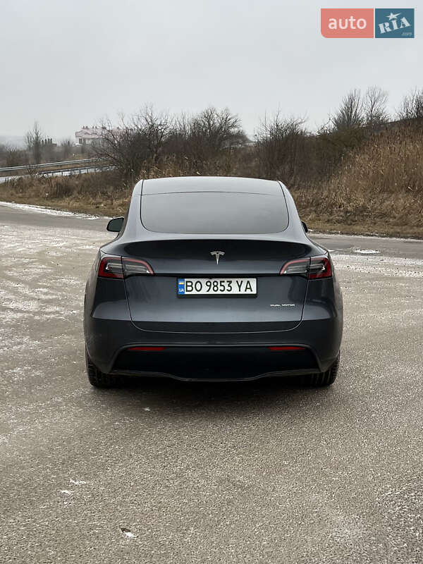 Позашляховик / Кросовер Tesla Model Y 2023 в Тернополі