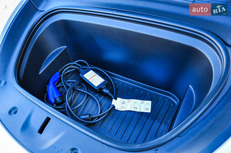 Внедорожник / Кроссовер Tesla Model Y 2024 в Трускавце фото 41 Внедорожник / Кроссовер Tesla Model Y 2024 в Трускавце