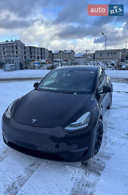 Внедорожник / Кроссовер Tesla Model Y 2022 в Киеве