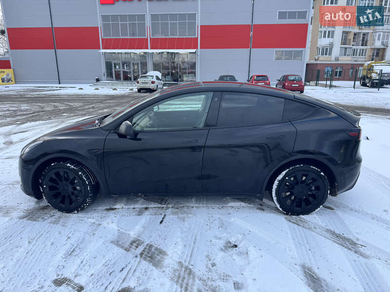 Внедорожник / Кроссовер Tesla Model Y 2022 в Киеве