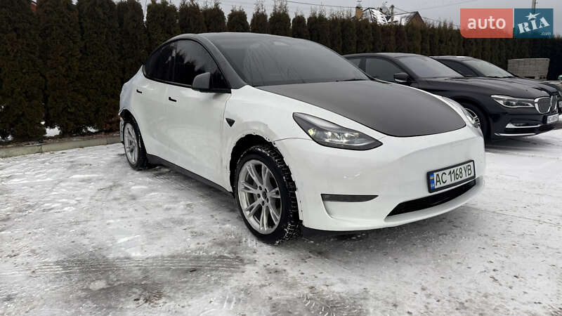 Внедорожник / Кроссовер Tesla Model Y 2024 в Луцке