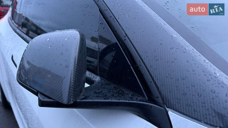 Внедорожник / Кроссовер Tesla Model Y 2024 в Луцке