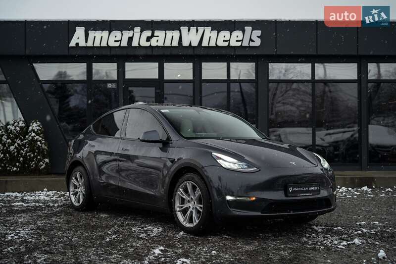 Позашляховик / Кросовер Tesla Model Y 2020 в Чернівцях фото 3 Позашляховик / Кросовер Tesla Model Y 2020 в Чернівцях