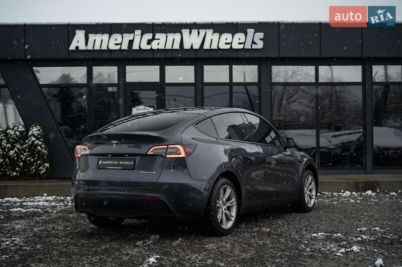 Позашляховик / Кросовер Tesla Model Y 2020 в Чернівцях фото 5 Позашляховик / Кросовер Tesla Model Y 2020 в Чернівцях