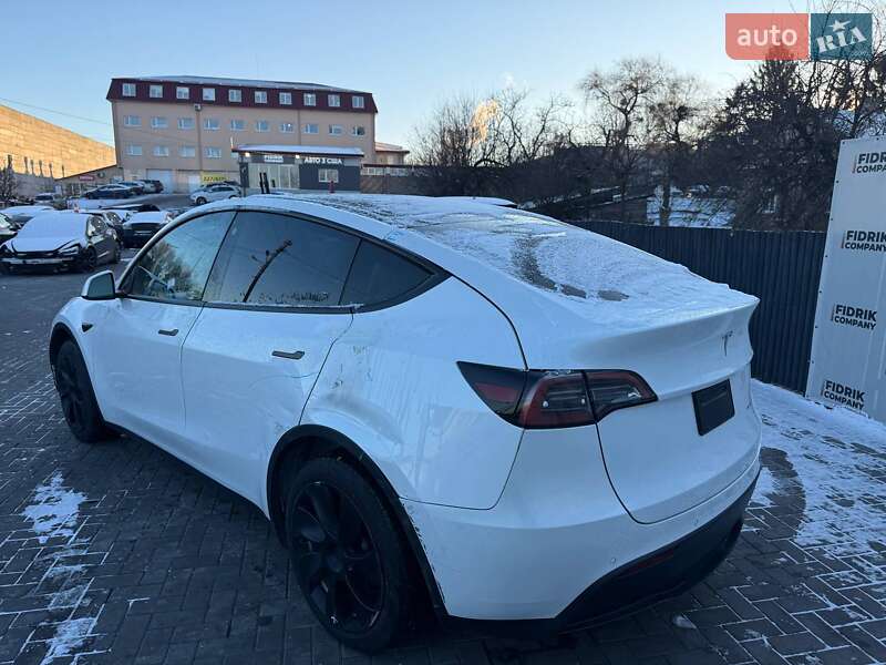 Позашляховик / Кросовер Tesla Model Y 2021 в Луцьку фото 5 Позашляховик / Кросовер Tesla Model Y 2021 в Луцьку