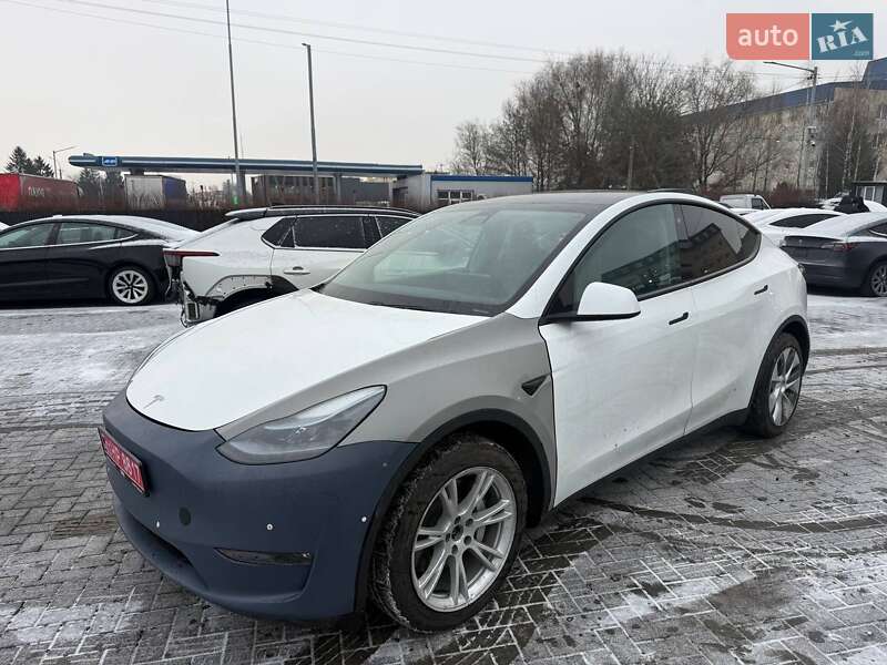 Внедорожник / Кроссовер Tesla Model Y 2020 в Луцке фото 2 Внедорожник / Кроссовер Tesla Model Y 2020 в Луцке