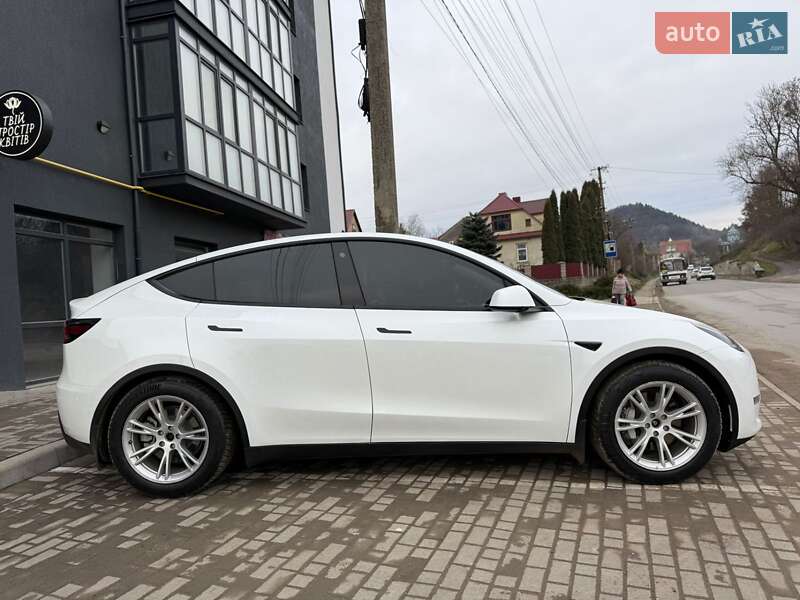 Внедорожник / Кроссовер Tesla Model Y 2021 в Тернополе