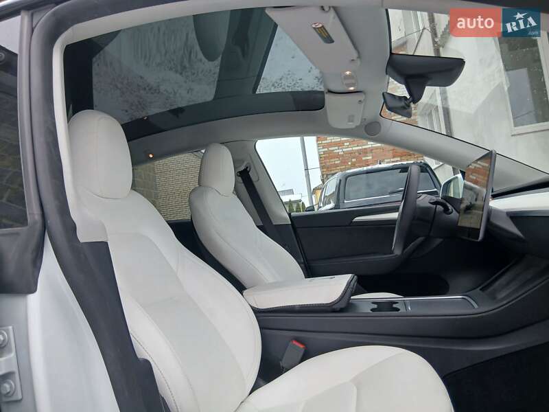 Внедорожник / Кроссовер Tesla Model Y 2023 в Городке