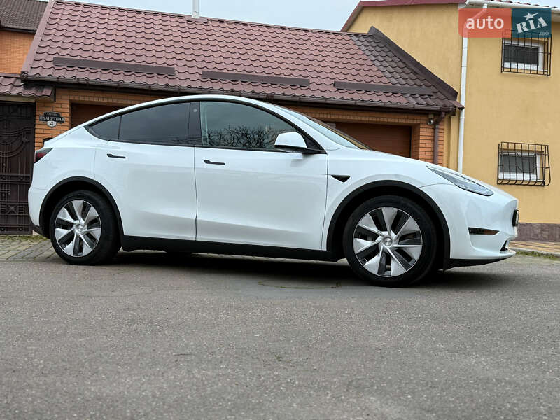 Внедорожник / Кроссовер Tesla Model Y 2022 в Одессе