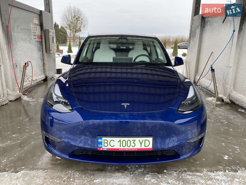 Внедорожник / Кроссовер Tesla Model Y 2024 в Львове