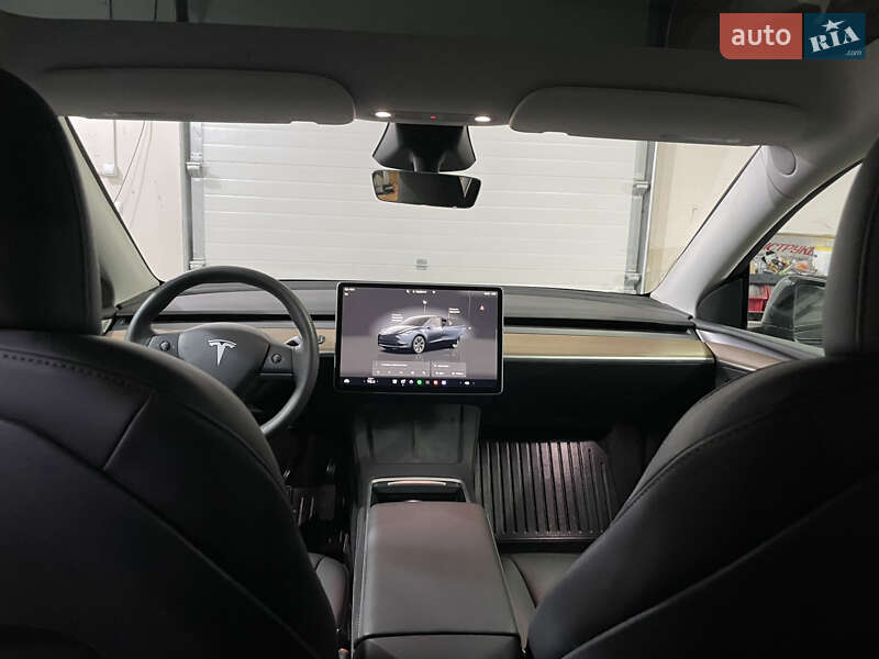 Внедорожник / Кроссовер Tesla Model Y 2024 в Львове
