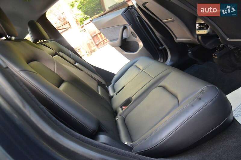 Внедорожник / Кроссовер Tesla Model Y 2024 в Дрогобыче фото 59 Внедорожник / Кроссовер Tesla Model Y 2024 в Дрогобыче