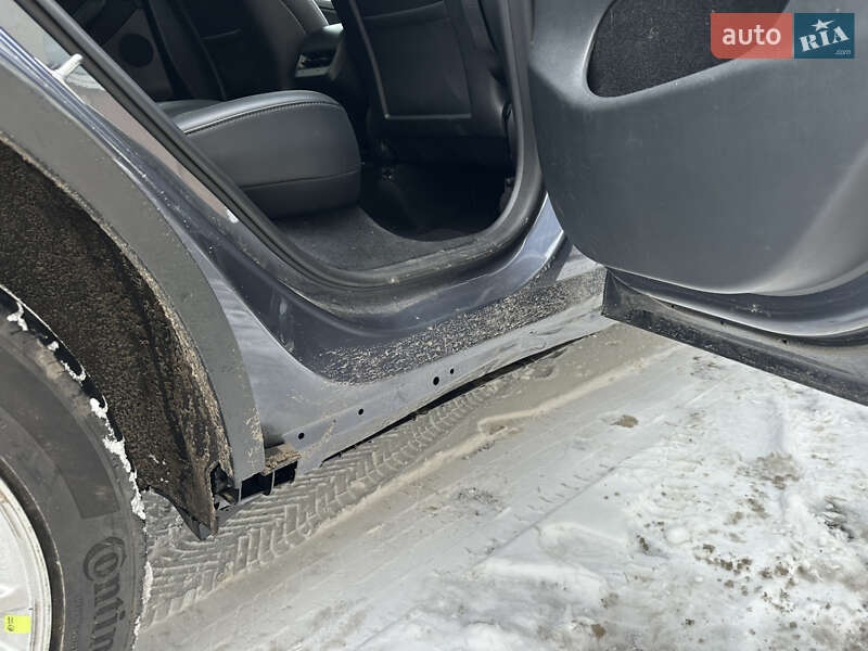 Позашляховик / Кросовер Tesla Model Y 2023 в Києві