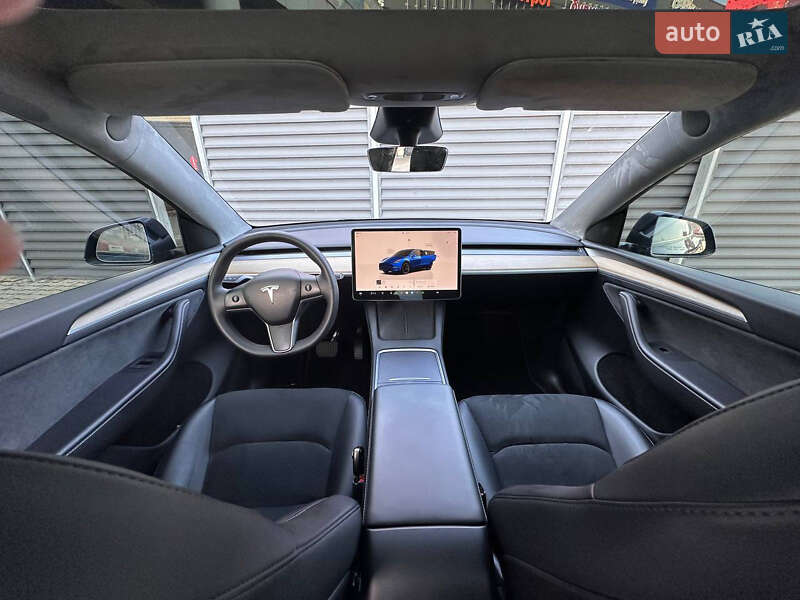 Внедорожник / Кроссовер Tesla Model Y 2023 в Киеве
