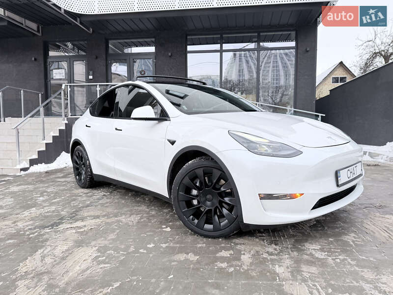 Позашляховик / Кросовер Tesla Model Y 2021 в Києві фото 2 Позашляховик / Кросовер Tesla Model Y 2021 в Києві