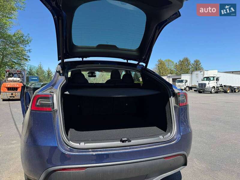 Внедорожник / Кроссовер Tesla Model Y 2024 в Киеве фото 17 Внедорожник / Кроссовер Tesla Model Y 2024 в Киеве