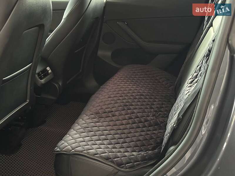 Позашляховик / Кросовер Tesla Model Y 2023 в Одесі фото 13 Позашляховик / Кросовер Tesla Model Y 2023 в Одесі