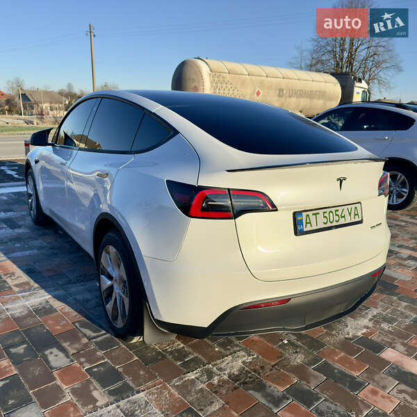 Позашляховик / Кросовер Tesla Model Y 2022 в Івано-Франківську