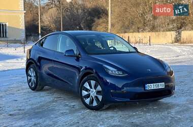 Позашляховик / Кросовер Tesla Model Y 2022 в Івано-Франківську