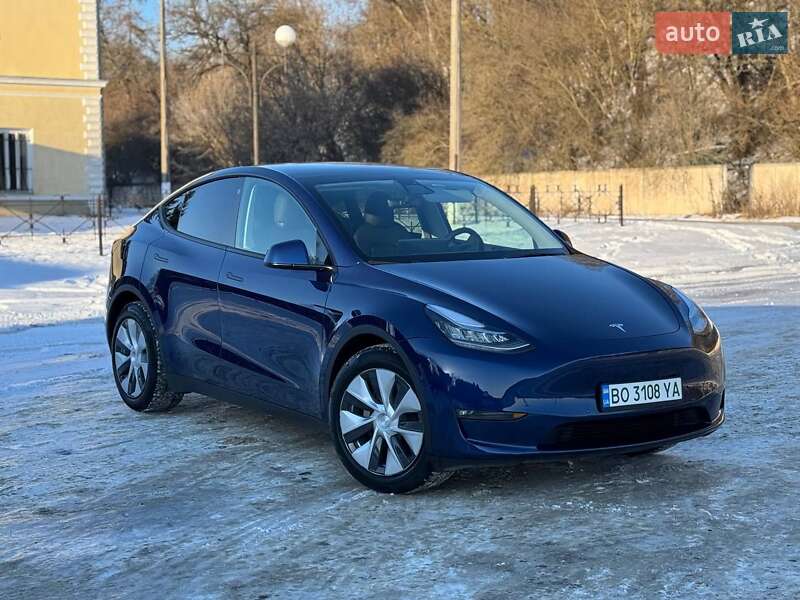 Tesla Model Y 2022