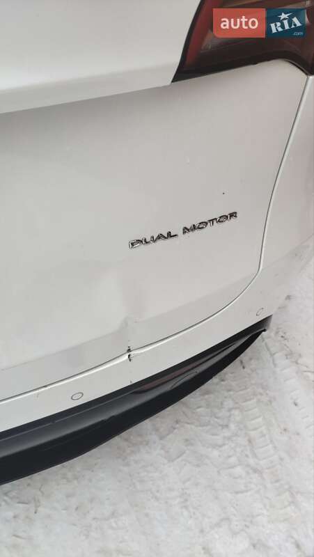 Внедорожник / Кроссовер Tesla Model Y 2021 в Киеве фото 7 Внедорожник / Кроссовер Tesla Model Y 2021 в Киеве