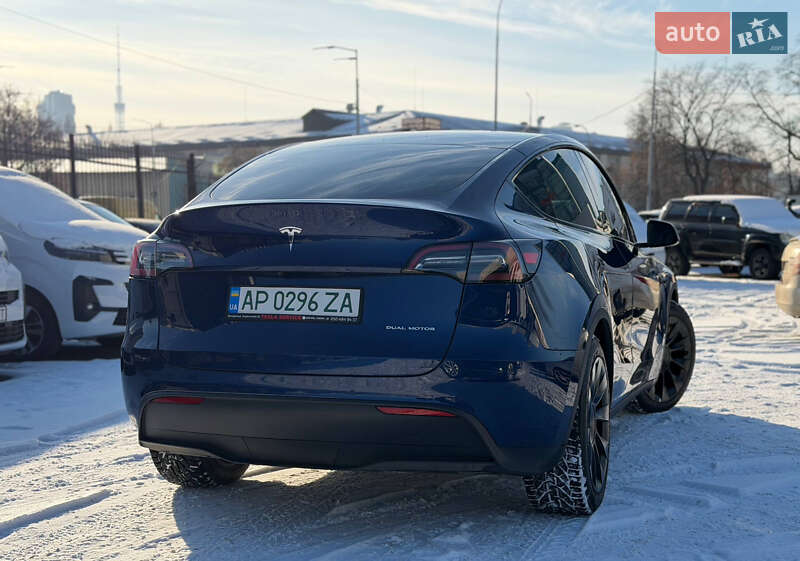 Внедорожник / Кроссовер Tesla Model Y 2022 в Киеве