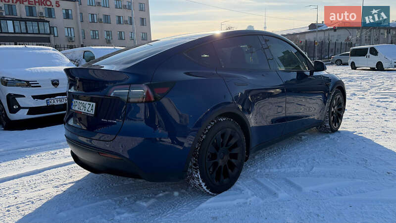 Внедорожник / Кроссовер Tesla Model Y 2022 в Киеве