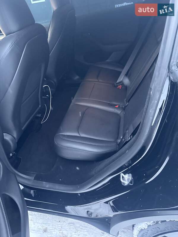 Внедорожник / Кроссовер Tesla Model Y 2023 в Черкассах