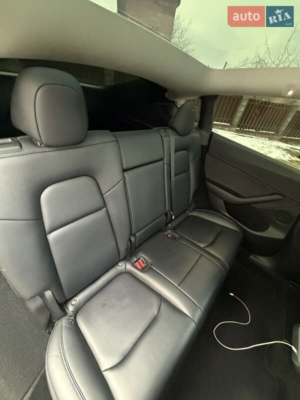 Внедорожник / Кроссовер Tesla Model Y 2022 в Трускавце