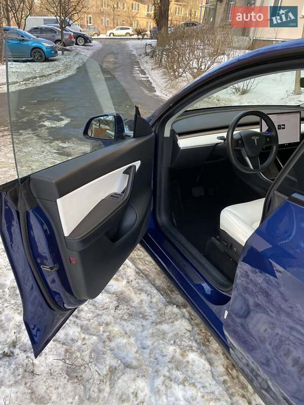 Позашляховик / Кросовер Tesla Model Y 2020 в Києві