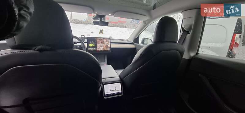 Позашляховик / Кросовер Tesla Model Y 2021 в Києві фото 9 Позашляховик / Кросовер Tesla Model Y 2021 в Києві